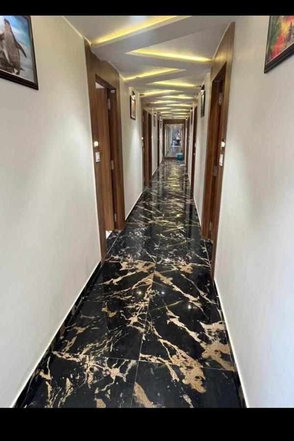 Hotel Paramount Villa Gandhinagar Exterior photo